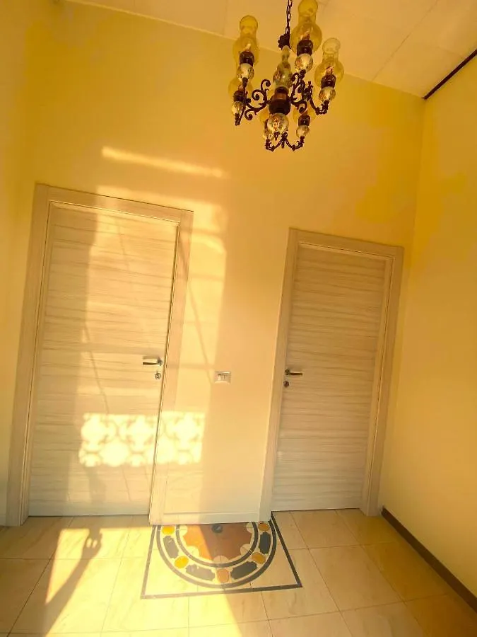 Apartment In Villa Milano